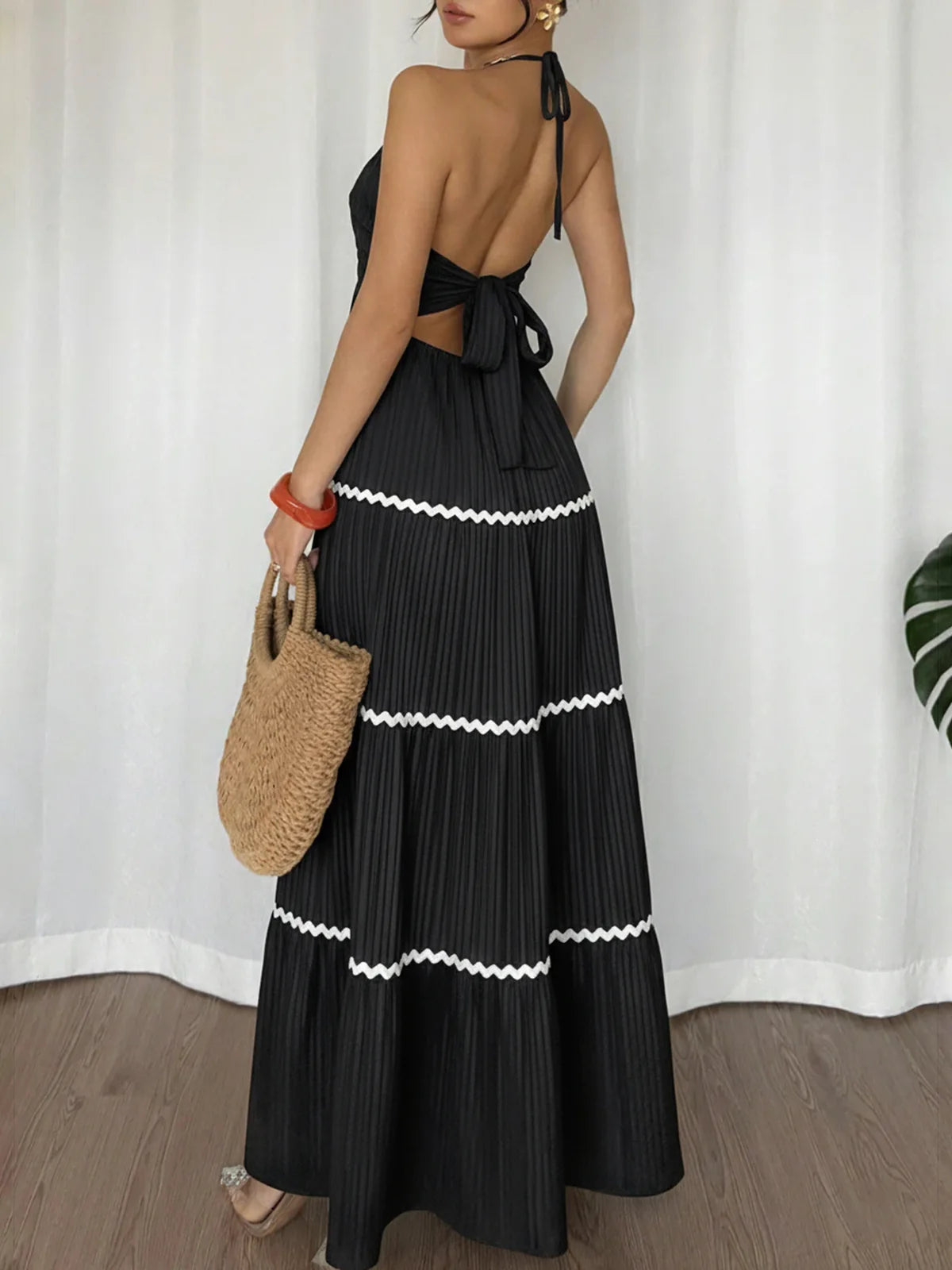 Women’s Tie Neck Tiered Long Dress